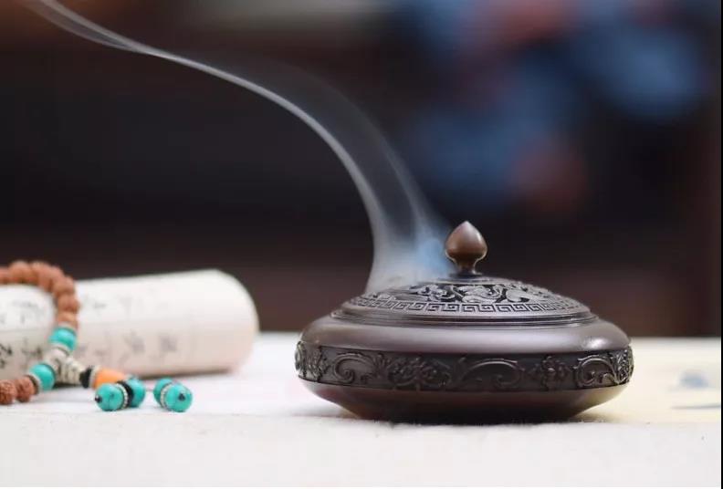 午后燃香 一炷清香里的悠然自得