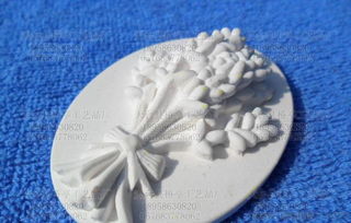 车载香薰新风尚 五色香薰石膏花选购与配套指南